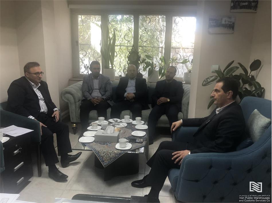 دیدار سرپرست شرکت انبارهای عمومی و خدمات گمرکی منطقه ویژه اقتصادی سهلان با رئیس خانه صنعت استان آذربایجان شرقی