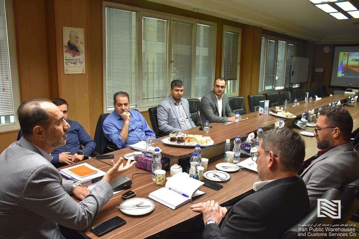 سرپرست شرکت انبارهای عمومی در دیدار با کارکنان معاونت هماهنگی و امورمجامع: هدف ما توسعه و ارتقاء جایگاه شرکت است