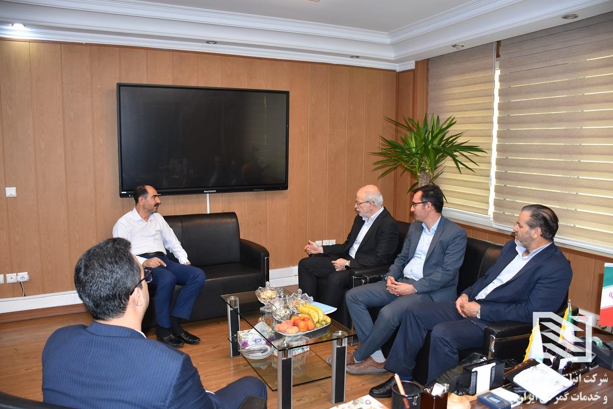 دیدار مدیرعامل شرکت انبارهای عمومی و خدمات گمرکی ایران با نماینده محترم مردم درگز در مجلس شورای اسلامی