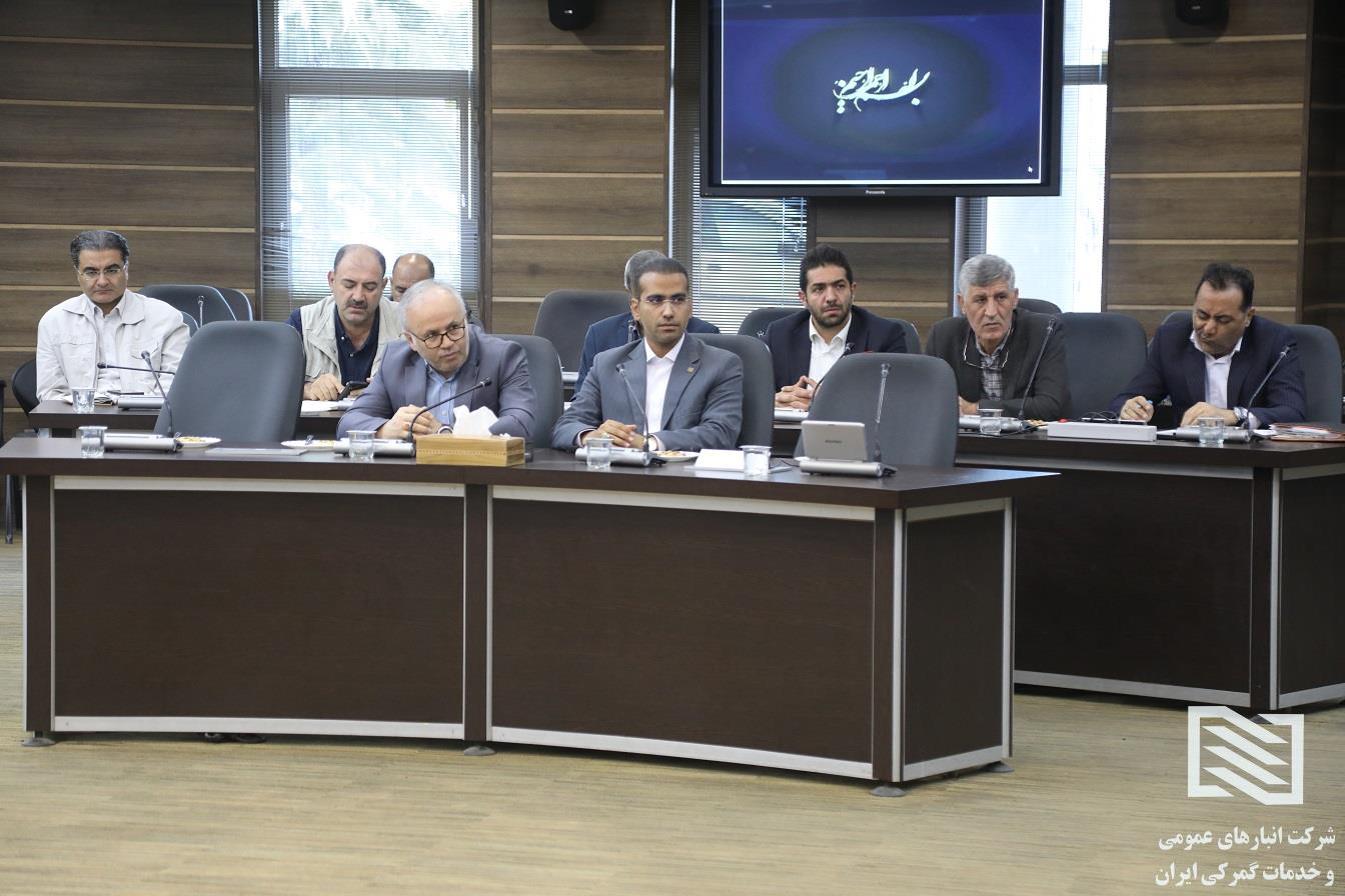 نشست مشترک مدیرعامل شرکت انبارهای عمومی و خدمات گمرکی ایران با استاندار آذربایجان‌غربی 13