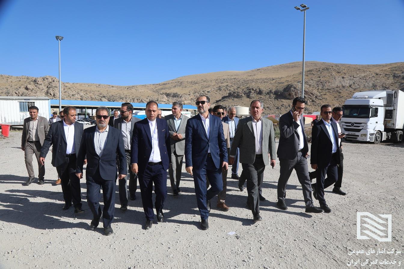 بازدید مدیرعامل شرکت انبارهای عمومی و خدمات گمرکی ایران از شرکت بازرگان 9