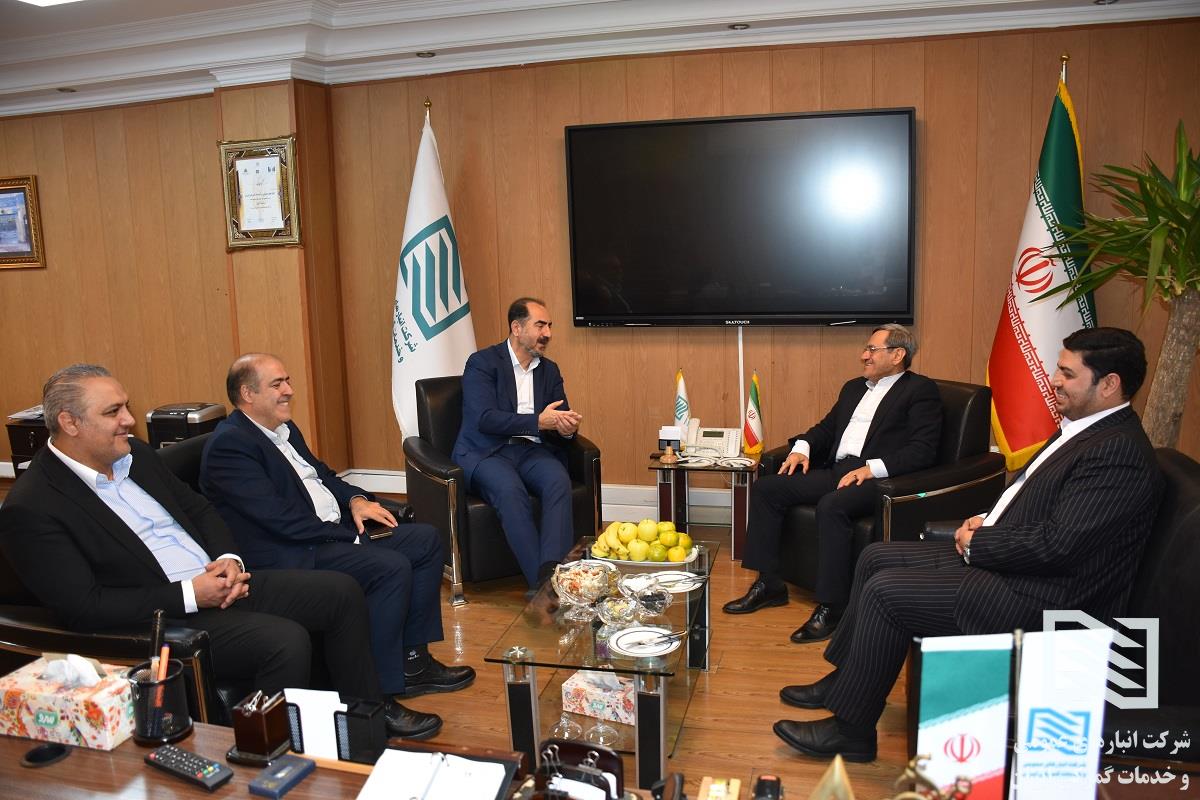 دیدار مدیرعامل شرکت انبارهای عمومی و خدمات گمرکی ایران با نماینده مردم بهارستان و رباط‌کریم در مجلس شورای اسلامی 2