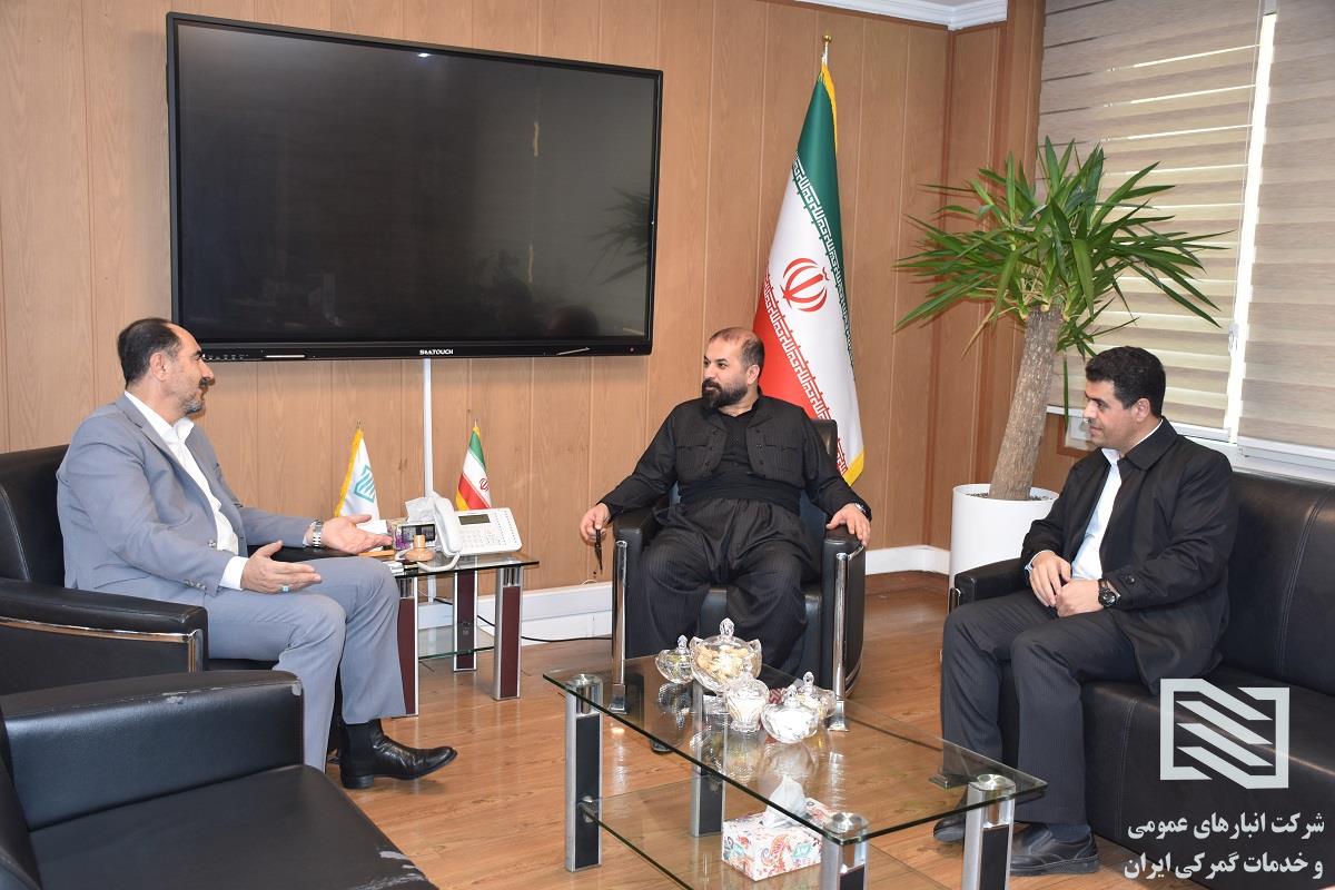 هم‌افزایی برای رونق تجارت مرزی؛ دیدار مدیرعامل انبارهای عمومی با نماینده مردم پیرانشهر و سردشت در مجلس شورای اسلامی 3