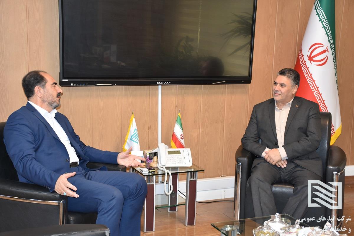 دیدار صمیمی مدیرعامل شرکت انبارهای عمومی و خدمات گمرکی ایران با معاون توسعه مدیریت و منابع گمرک ایران 3