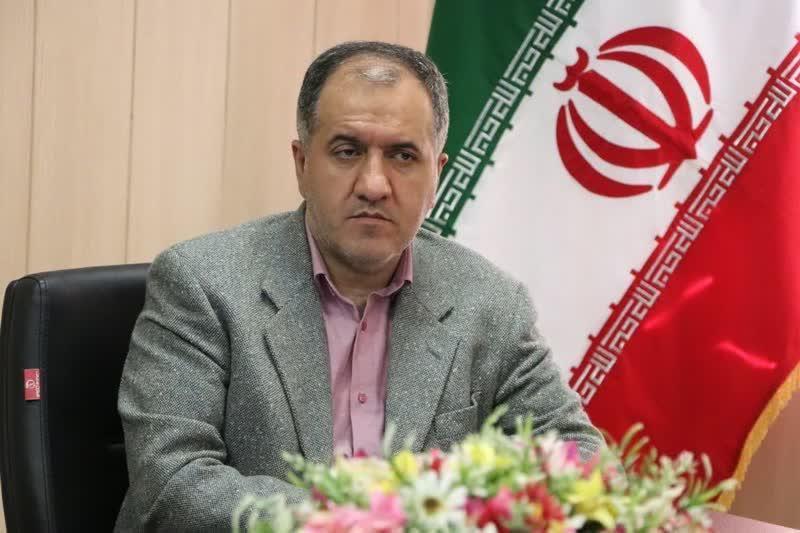 دکتر "سیامک حسنی" عضو هیات مدیره و معاون نظارت بر شرکت های انبارهای عمومی ایران به عنوان سرپرست شرکت انبارهای عمومی و خدمات