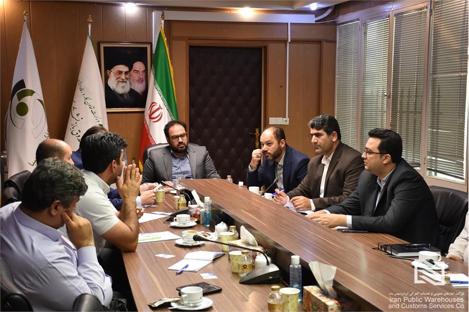 برگزاری نشست فی مابین شرکت انبارهای عمومی و خدمات گمرکی ایران با شرکت سپاهان لیفتر