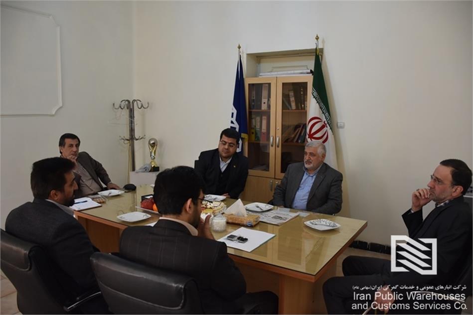 در دیدار مدیران ارشد شرکت انبارهای عمومی و خدمات گمرکی و سازمان اموال تملیکی؛ مهندس قسوریان جهرمی، خواستار ایجاد هماهنگی و