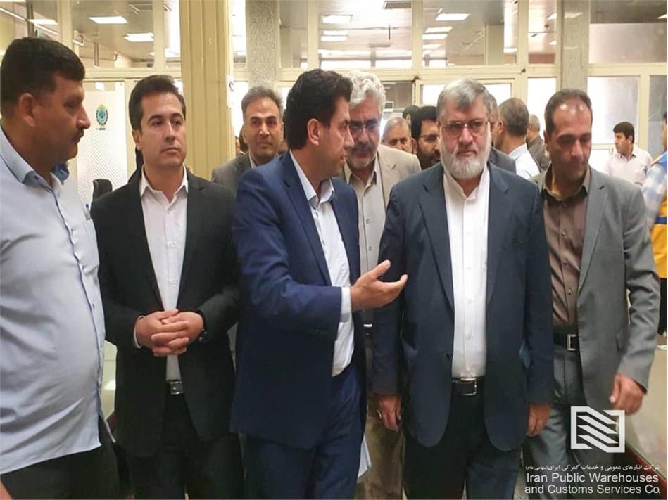 بازدید استاندار آذربایجان غربی و هیات همراه از شرکت انبارهای عمومی و خدمات گمرکی بازرگان