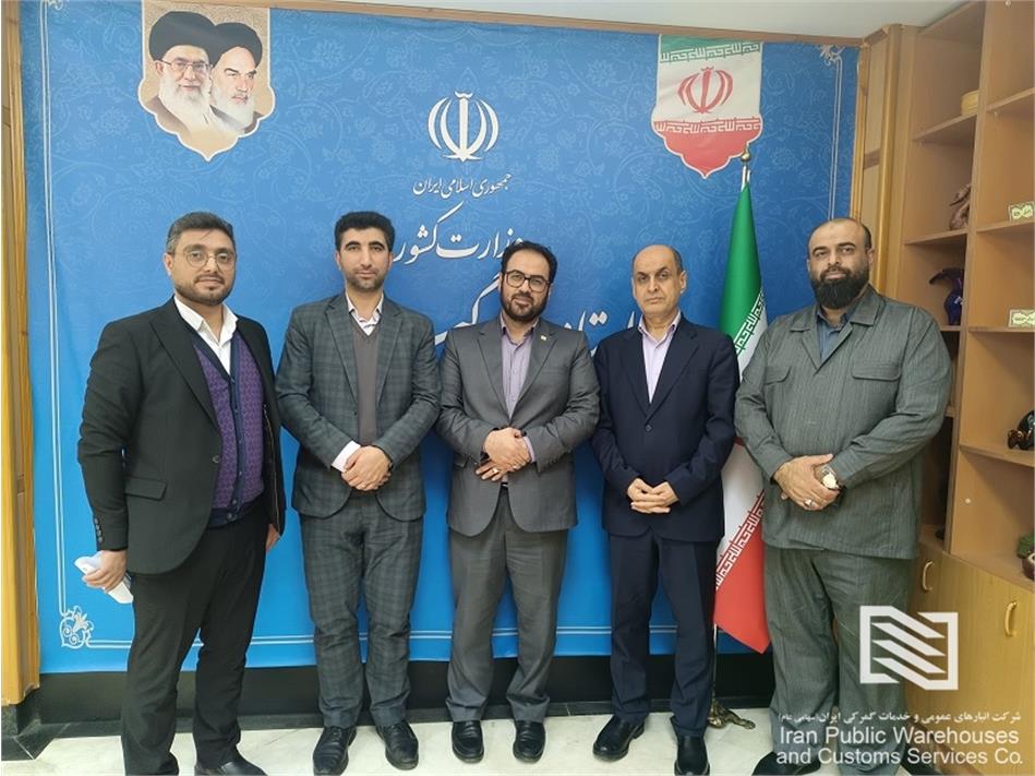 حضور مدیرعامل انبارهای عمومی و خدمات گمرکی ایران در استان گیلان؛ برگزاری نشست تعاملی با استاندار گیلان و مدیرعامل منطقه آزاد