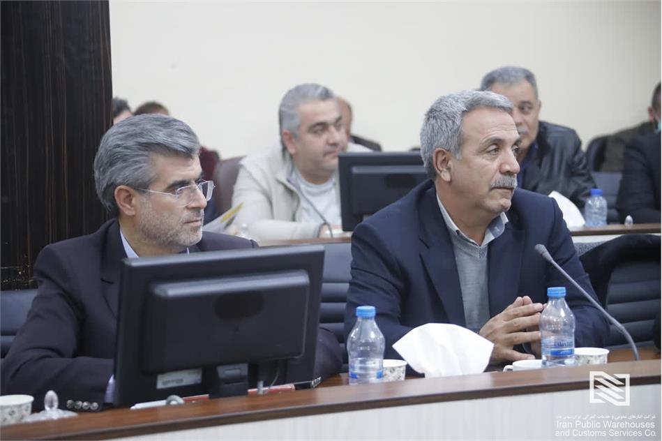 حضور سرپرست شرکت بازرگان در نشست فعالان اقتصادی و جلسه شورای اداری منطقه آزاد ماکو