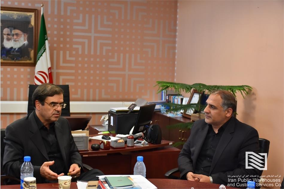 در دیدار مهندس آذروش با مدیر گمرک غرب تهران مطرح شد: استفاده از فرصت‌های سرمایه‌گذاری در بخش‌های مختلف زنجیره لجستیک و