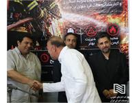 برگزاری مانور سقوط از ارتفاع به مناسبت روز آتش‌نشانی و ایمنی در شرکت انبارهای عمومی امام خمینی(ره) 4