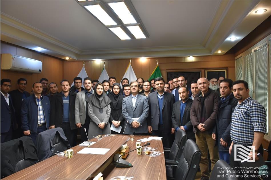 مهندس آذروش در جمع کارکنان دارای مدرک فنی و مهندسی تصریح کرد: استقرار تفکر مهندسی منجر به کاهش هزینه‌ها و بهبود وضعیت شرکت
