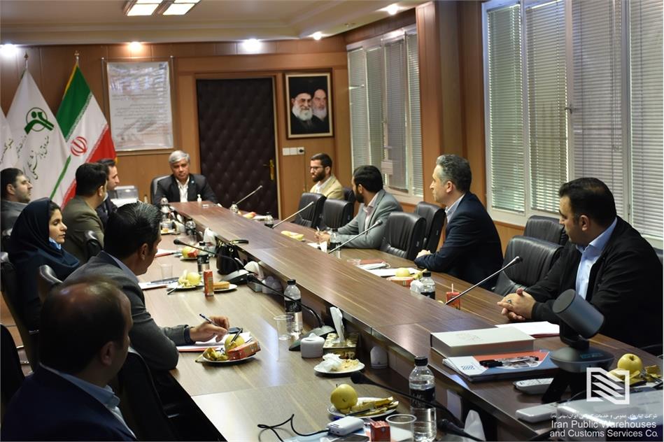 کیامنفرد در دیدار با واحدهای روابط عمومی تابعه: نگاه تیمی در جهت توسعه و پیشبرد اهداف منجر به اقدامات نتیجه گرا و اثربخش