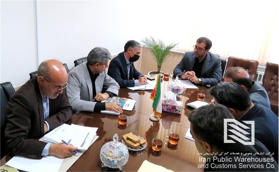 برگزاری نشست مشترک فی مابین دادستان محترم شهرستان جلفا با مدیر عامل شرکت انباهای عمومی و خدمات گمرکی جلفا