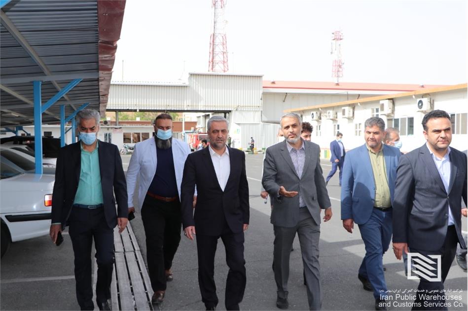 بازدید مدیر کل گمرک فرودگاه امام خمینی (ره) از شرکت انبارهای عمومی و خدمات گمرکی امام خمینی(ره)