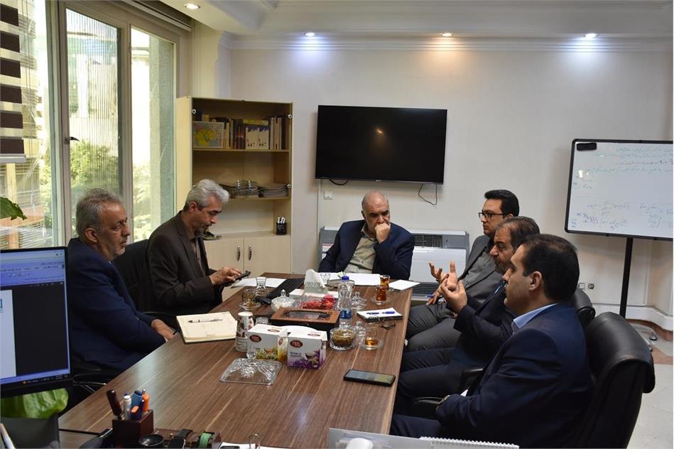 نشست مشترک فی مابین شرکت انبارهای عمومی و خدمات گمرکی ایران با مدیران ارشد استانداری لرستان