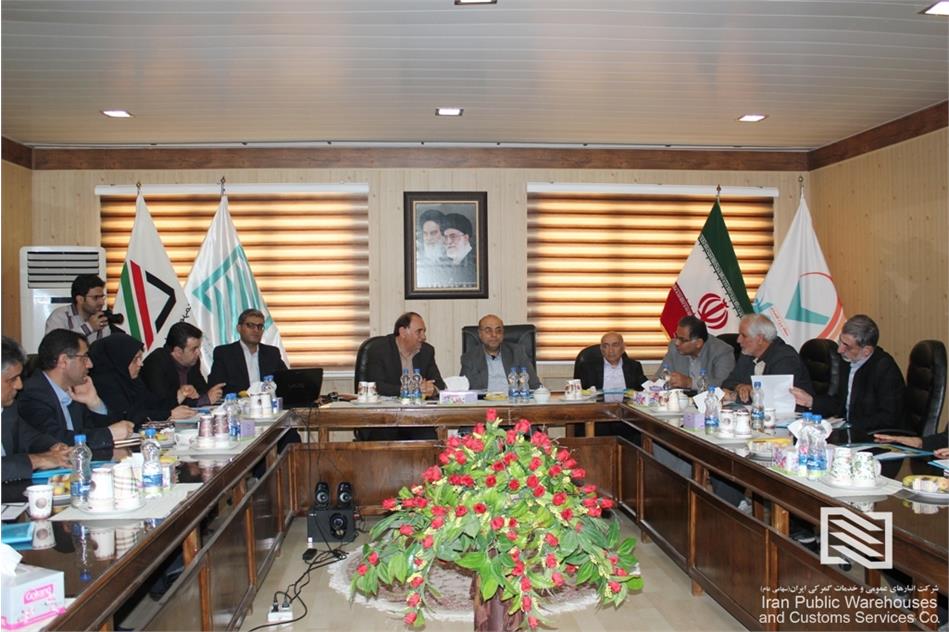 معاون هماهنگی امور اقتصادی و توسعه منابع استانداری آذربایجان‌شرقی خبر داد:  صادرات روازنه 50 تن محصولات گلخانه‌ای منطقه آزاد