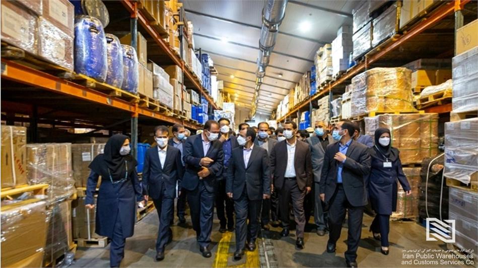 بازدید وزیر امور اقتصادی و دارایی از شرکت انبارهای عمومی و خدمات گمرکی فرودگاه امام خمینی(ره)