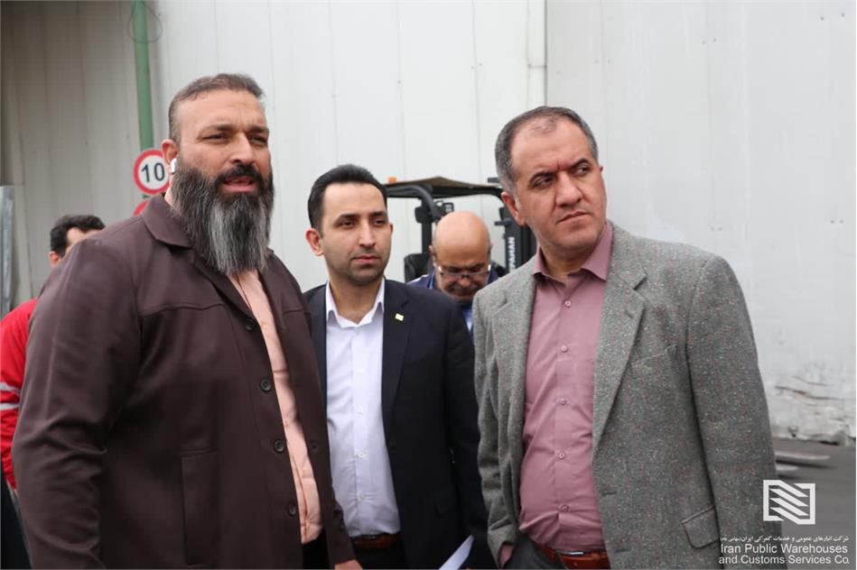 سرپرست شرکت انبارهای و خدمات گمرکی امام خمینی(ره) در بازدید ازمحوطه های عملیاتی بر ارتقاء سطح ایمنی و نگهداشت کالاها تاکید