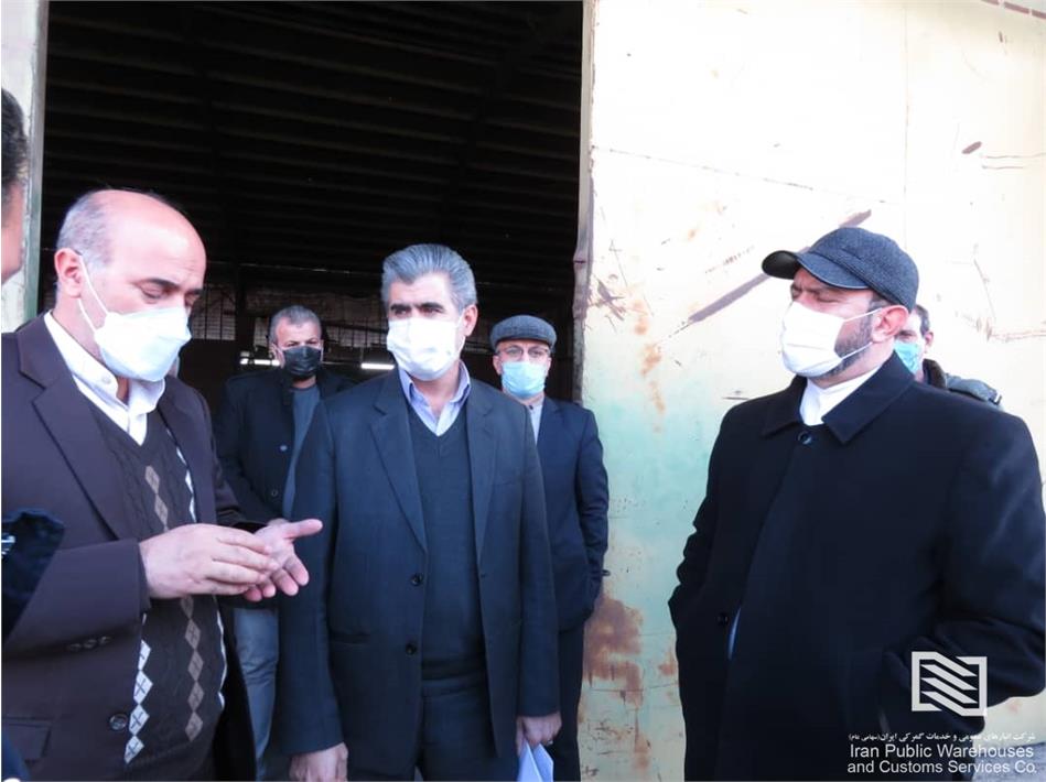 بازدید دادستان عمومی انقلاب و رییس دادگستری شهرستان جلفا از انبار قضایی در شرکت انبارهای عمومی و خدمات گمرکی جلفا