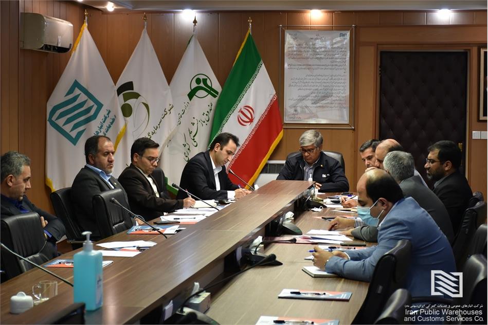 کیامنفرد در نشست شورای معاونان و مدیران: با تداوم دو راهبرد نفوذ در بازار و توسعه بازار توانستیم سهم بازار شرکت را ارتقاء