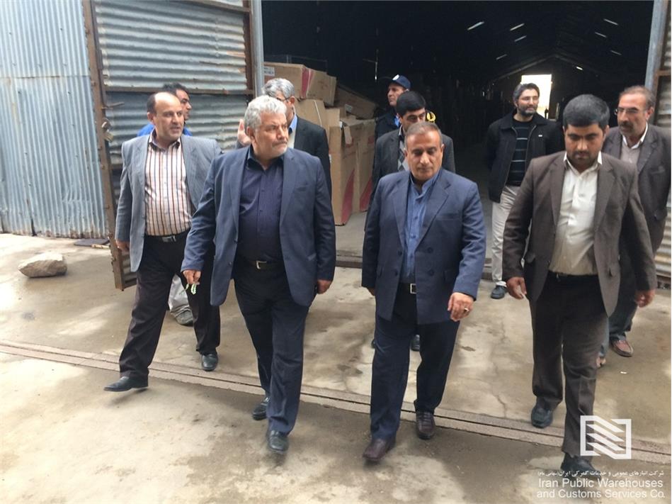 بازدید مدیرعامل سازمان منطقه آزاد ارس از شرکت انبارهای عمومی و خدمات گمرکی جلفا با